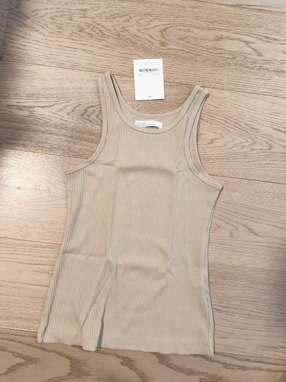 NWT 6395 Oak+fort tank S